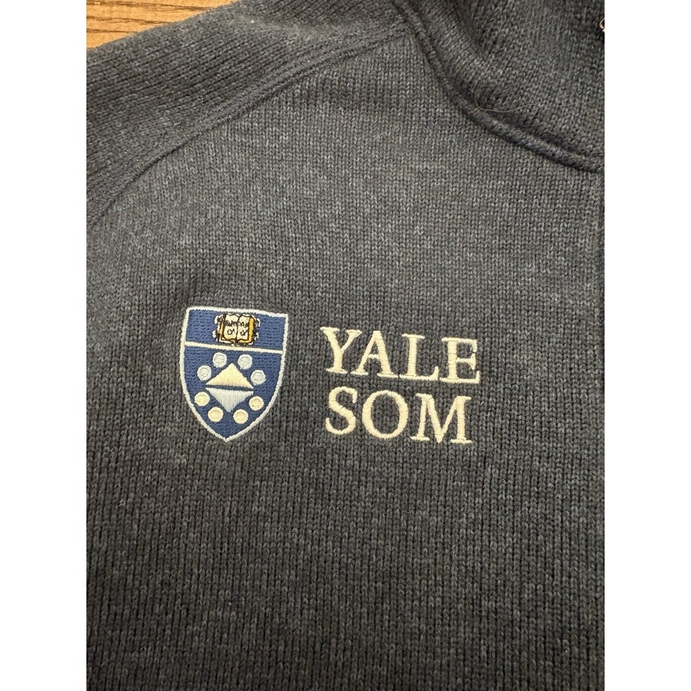 Patagonia Women's Medium Blue 1/4 Zip Yale SOM Better Sweater Fleece Pullover - Picture 5 of 8